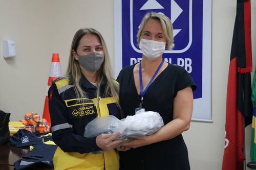 Solenidade presidida pelo superintendente Isaías Gualberto e pelo coordenador da Operação Lei Seca, Rochester Vale, entrega novos equipamentos e fardamentos aos agentes da OLS.